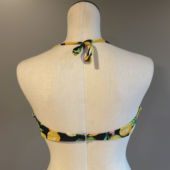 NWOT Lemons Bikini Top. XL - Picture 3 of 9